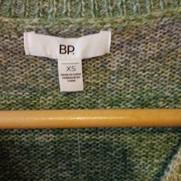 BP sweater NWT XS green grey crew neck - Picture 4 of 7